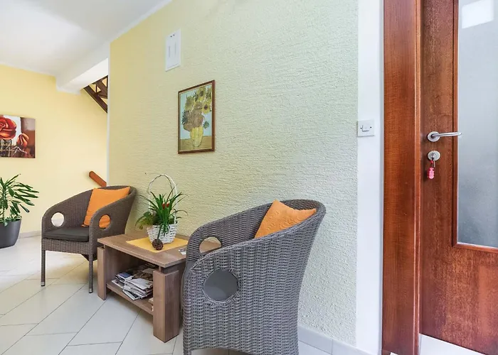 Appartement Tereza A2 *